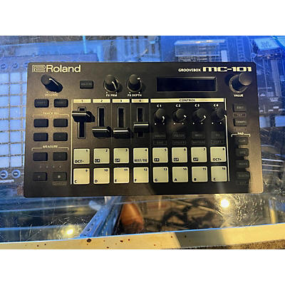 Roland MC-101 Groovebox Production Controller