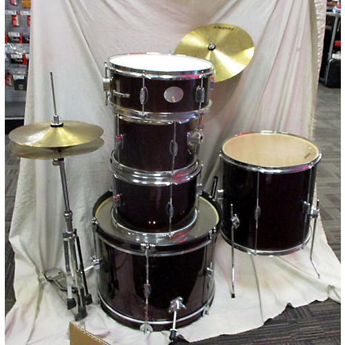 Drum Kit MD590 Babak Pertama Merah | PemusikDrum Kit MD590 Babak Pertama Merah | Pemusik  