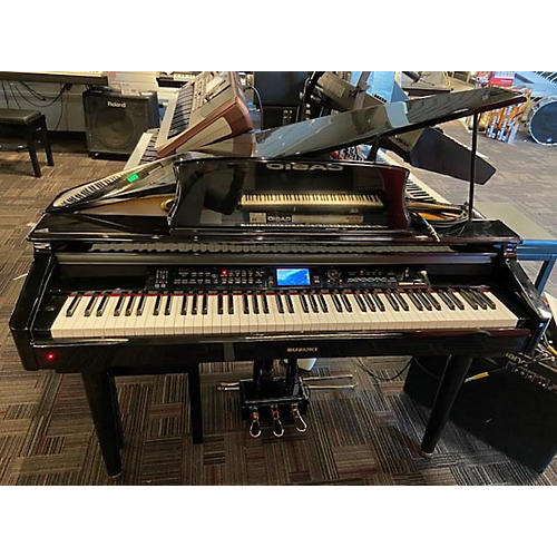 MDG300 Micro Grand Stage Piano
