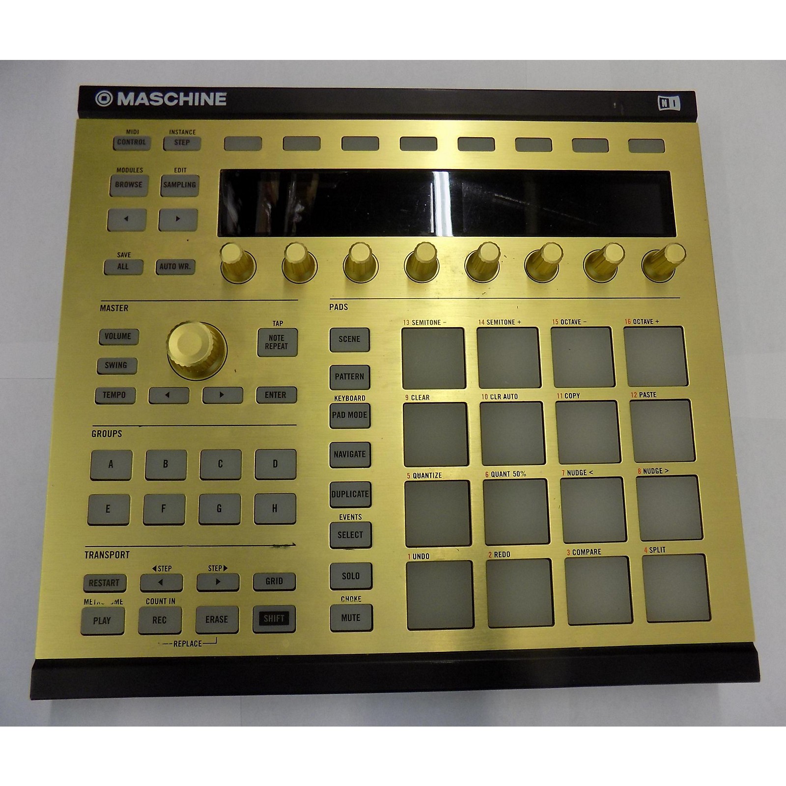 Used Native Instruments MK2 MIDI Controller Musician's Friend