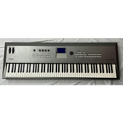 Yamaha MM8 88 Key Synthesizer