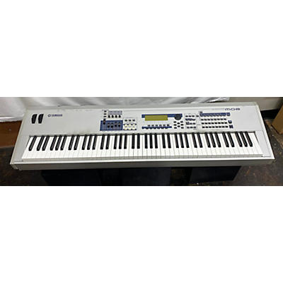 Yamaha MO8 88 Key Keyboard Workstation