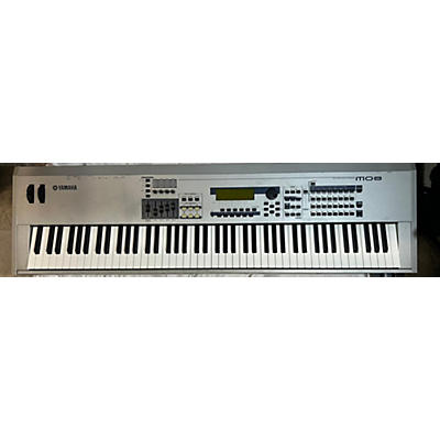 Yamaha MO8 88 Key Keyboard Workstation