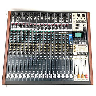 TASCAM MODEL 24 Powered Mixer