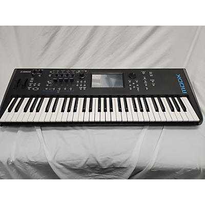 Yamaha MODX6 Synthesizer