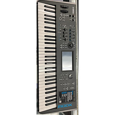 Yamaha MODX6 Synthesizer