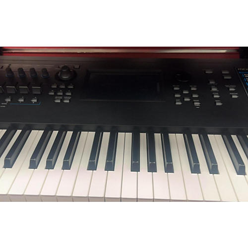 Yamaha MODX8 Synthesizer