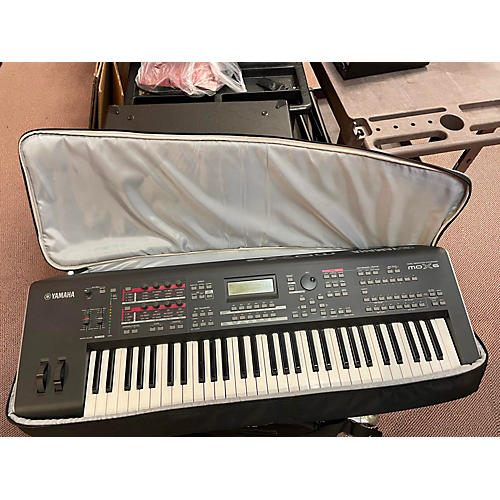 Yamaha MOX6 61 Key Keyboard Workstation | Musician's Friend