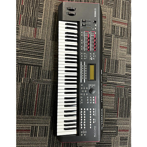 Yamaha MOXF6 61 Key Keyboard Workstation