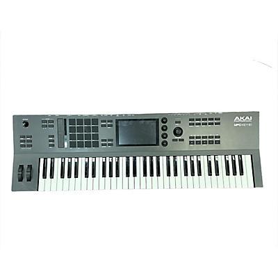 Akai Professional MPC Key 61 Keyboard Workstation