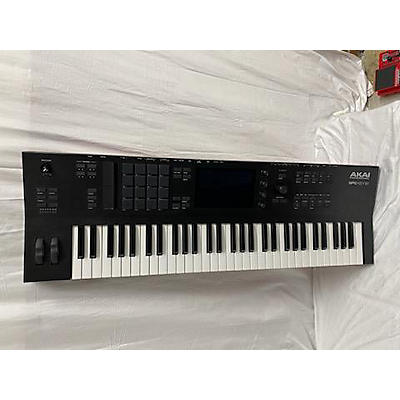 Akai Professional MPC Key 61 Keyboard Workstation