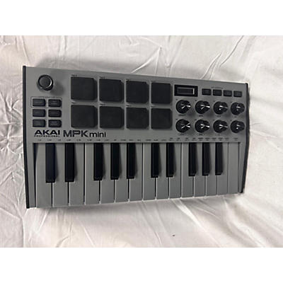 Akai Professional MPK Mini MIDI Controller