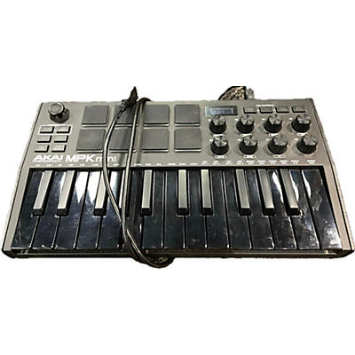 Akai Professional MPK Mini MIDI Controller