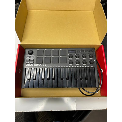 Akai Professional MPK Mini MIDI Controller