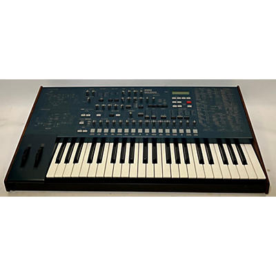 KORG MS2000 Synthesizer
