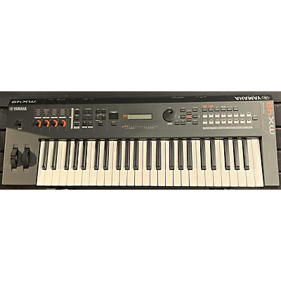 Yamaha MX49 49 Key Keyboard Workstation