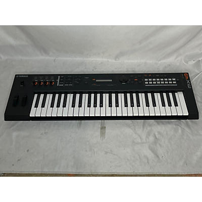 Yamaha MX49 49 Key Keyboard Workstation