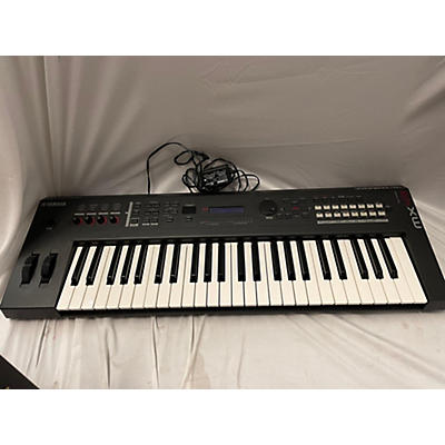 Yamaha MX49 49 Key Keyboard Workstation