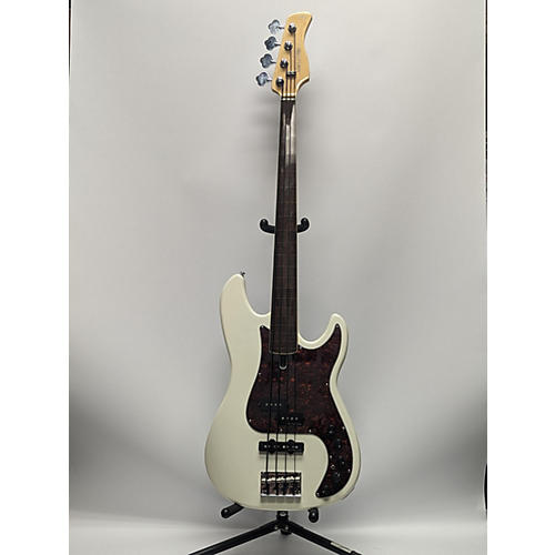 Sire Marcus Miller P7 Fretless Electric Bass Guitar White