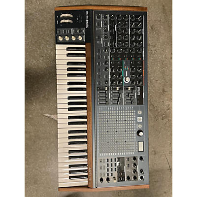 Arturia MatrixBrute Synthesizer