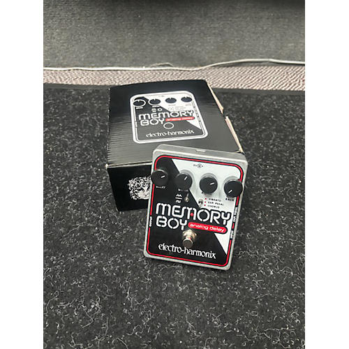 Electro-Harmonix Memory Boy Analog Delay Effect Pedal