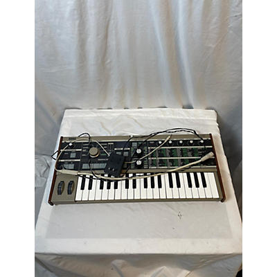 KORG Micro Korg 37 Key Synthesizer