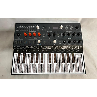 Arturia MicroFreak Synthesizer