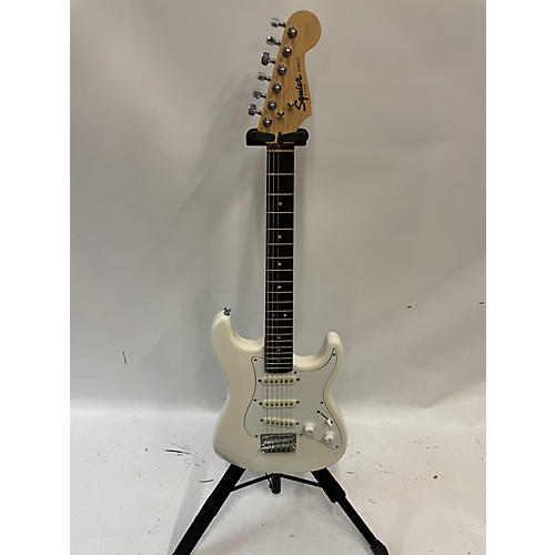 Squier Mini Stratocaster Solid Body Electric Guitar Alpine White