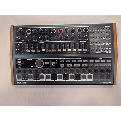 Arturia Minibrute 2s Synthesizer