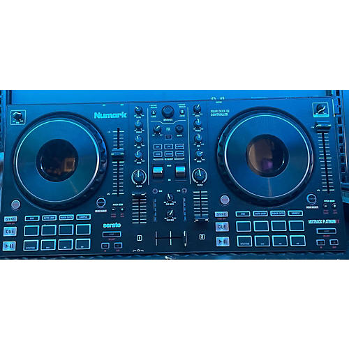 Numark Mixtrack Platinum FX