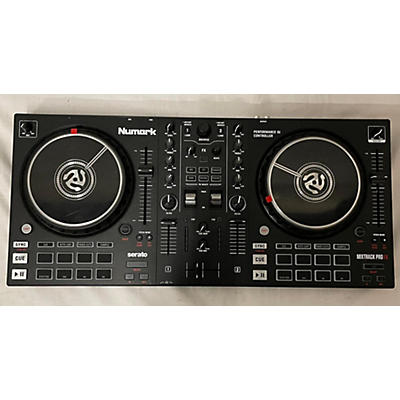 Numark Mixtrack Pro DJ Controller