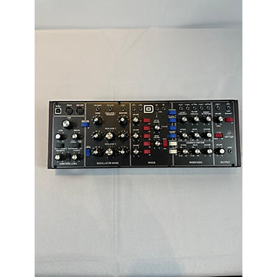 Behringer Model D Synthesizer