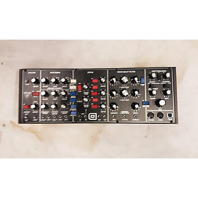 Behringer Model D Synthesizer