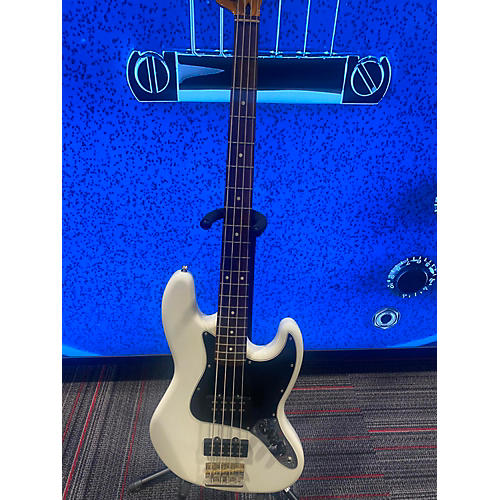 Fender Modern Player Jazz Bass Electric Bass Guitar Olympic White