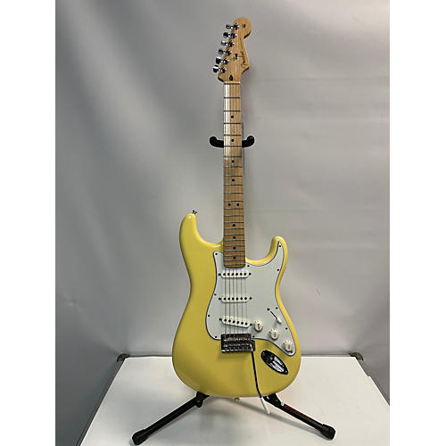 Fender Modern Player Stratocaster Solid Body Electric Guitar Buttercream
