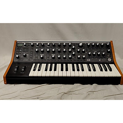 Moog Moog Subsequent 37 Synthesizer