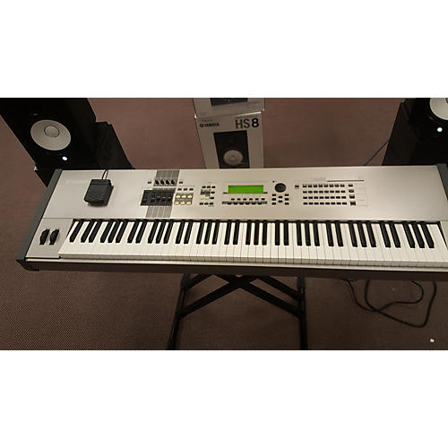 Motif 8 88 Key Keyboard Workstation