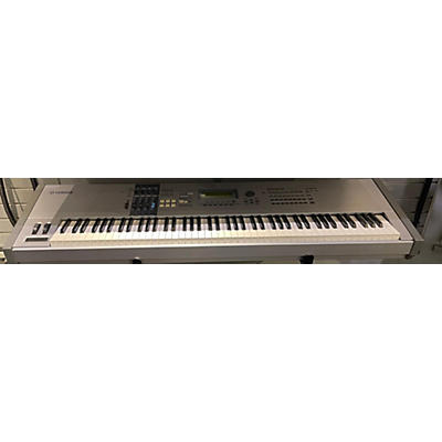 Yamaha Motif ES8 88 Key Keyboard Workstation