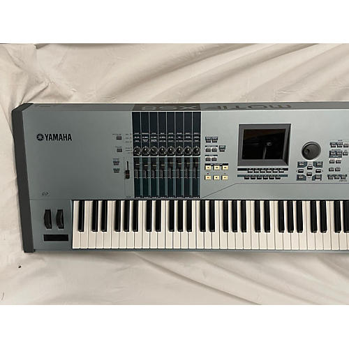 Yamaha Motif XS8 88 Key Keyboard Workstation