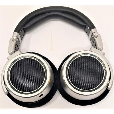 Neumann NDH30 Studio Headphones