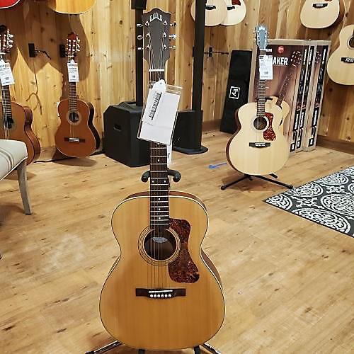 Guild OM-240E Acoustic Electric Guitar Natural