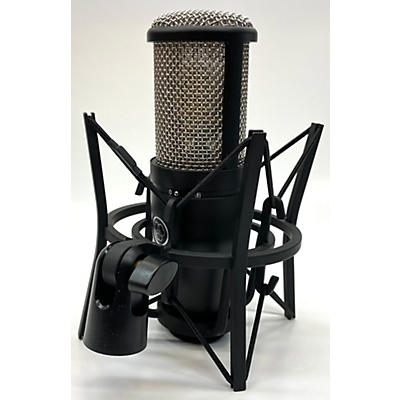 AKG P220 Project Studio Condenser Microphone