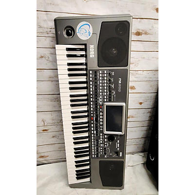KORG PA900 61 Key Arranger Keyboard