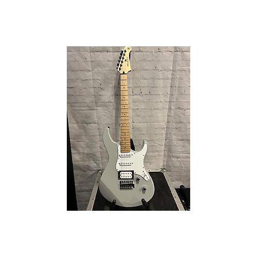 Pacifica PAC112VM Solid Body Electric Guitar SILVER