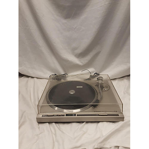 PL-200 Record Player