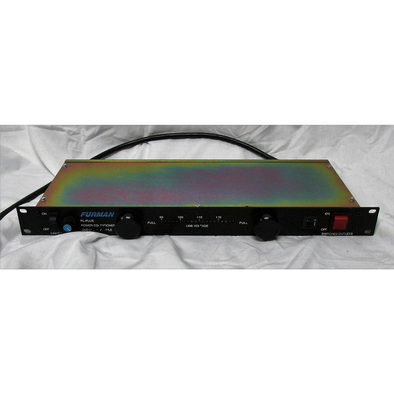 Used Furman PLPLUS Power Conditioner Musician's Friend