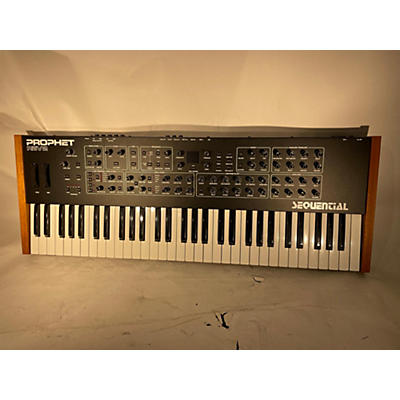 Sequential PROPHET REV 2 Synthesizer
