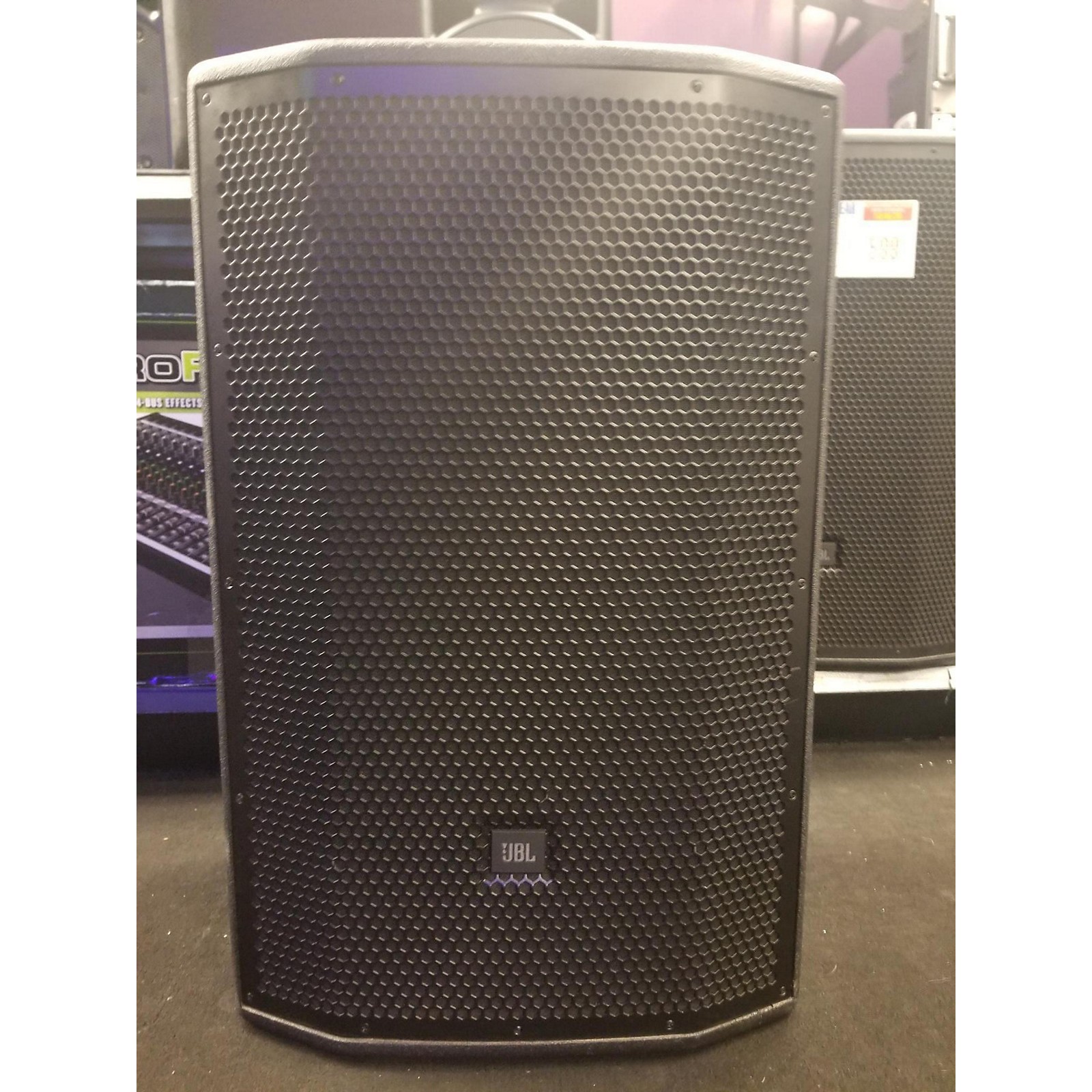 Used JBL PRX815 Powered Speaker Musician's Friend