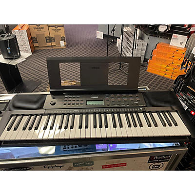 Yamaha PSR E273 Digital Piano