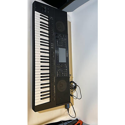 Yamaha PSR SX900 Arranger Keyboard